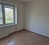 Na predaj, 2-izbový byt, Komárno, Danubioreal- realitná kancelária, Schulczová