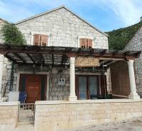 012-2047-22-Island-of-Lastovo-Stone-house-neear-the-sea-for-sale.jpg