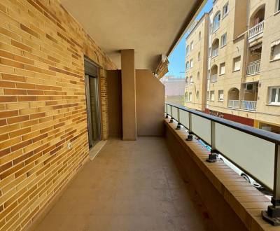 Eladó 4 szobás lakás, 4 szobás lakás, Alicante / Alacant, Spanyolorszá
