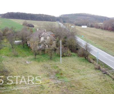 Eladó Családi ház, Családi ház, Svinná, Trenčín, Szlovákia