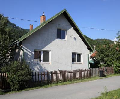 Eladó Családi ház, Családi ház, Ružomberok, Szlovákia
