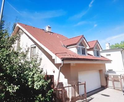 Kiadó Családi ház, Családi ház, Mozartova, Bratislava - Staré Mesto, S