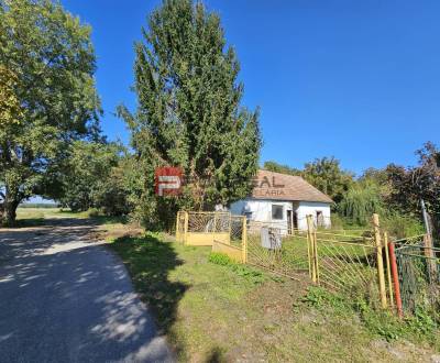 Eladó Családi ház, Családi ház, Potônske Lúky, Dunajská Streda, Szlová