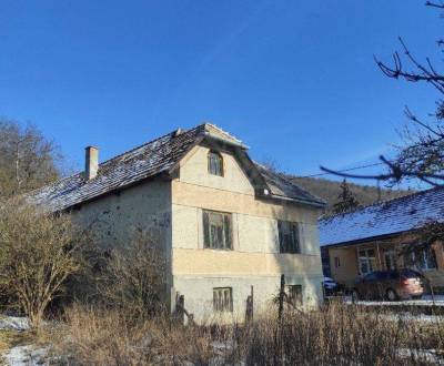 Eladó Családi ház, Családi ház, Veľký Krtíš, Szlovákia