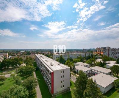 Eladó 3 szobás lakás, 3 szobás lakás, Bratislava - Rača, Szlovákia