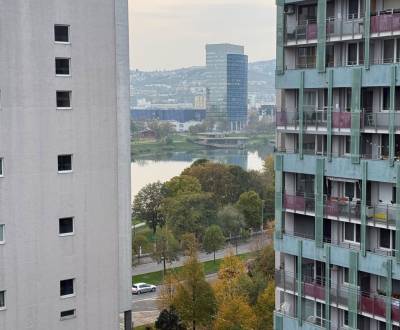 Eladó 3 szobás lakás, 3 szobás lakás, Tomášikova, Bratislava - Nové Me