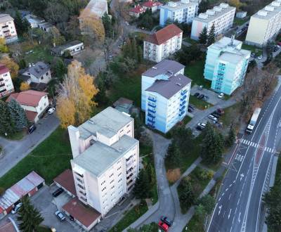 Eladó 3 szobás lakás, 3 szobás lakás, Žiar nad Hronom, Szlovákia