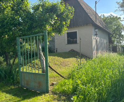 Eladó Üdülőtelkek, Üdülőtelkek, Levice, Szlovákia