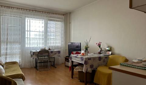 Eladó 2 szobás lakás, 2 szobás lakás, Vlčie Hrdlo, Bratislava - Ružino