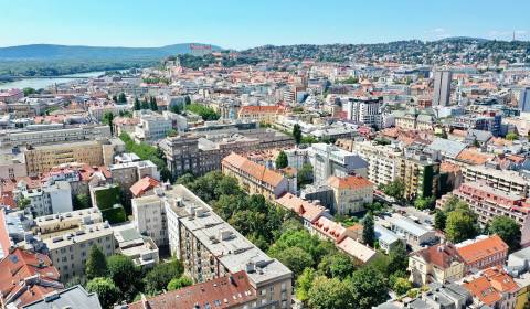 Eladó 3 szobás lakás, 3 szobás lakás, Jakubovo námestie, Bratislava - 