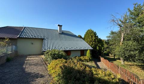 Eladó Családi ház, Családi ház, Nové Mesto nad Váhom, Szlovákia