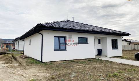 Eladó Családi ház, Családi ház, Nové mesto nad Váhom, Nové Mesto nad V