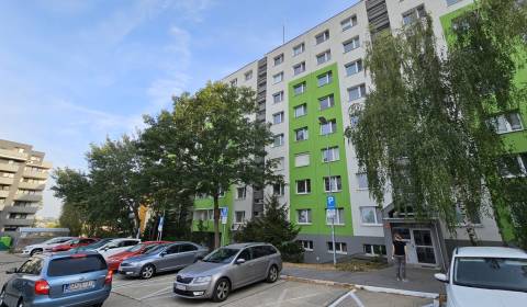 Eladó 3 szobás lakás, 3 szobás lakás, Ľudovíta Fullu, Bratislava - Kar