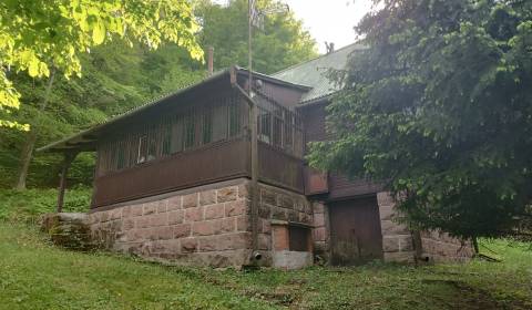 Eladó Nyaraló, Nyaraló, Sklené Teplice, Žiar nad Hronom, Szlovákia