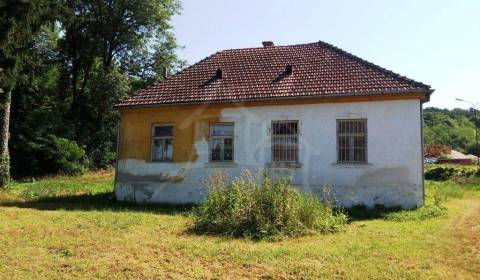 Eladó Nyaraló, Nyaraló, Nové Mesto nad Váhom, Szlovákia