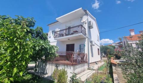 Eladó Apartmanok, Apartmanok, Vodice, Horvátország