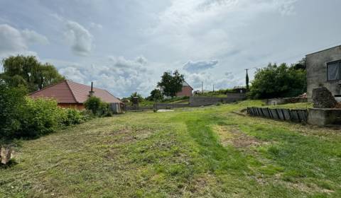 Eladó Építési telek, Építési telek, Hlohovec, Szlovákia