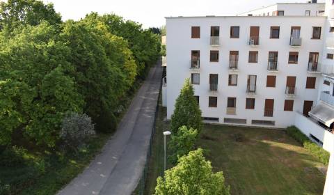 Eladó 3 szobás lakás, 3 szobás lakás, Botanická, Nitra, Szlovákia