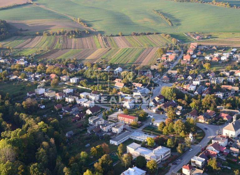 Chocholná-Velčice Építési telek eladó reality Trenčín