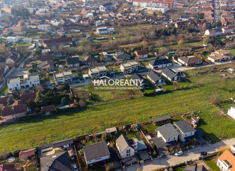 Chorvátsky Grob Építési telek eladó reality Senec