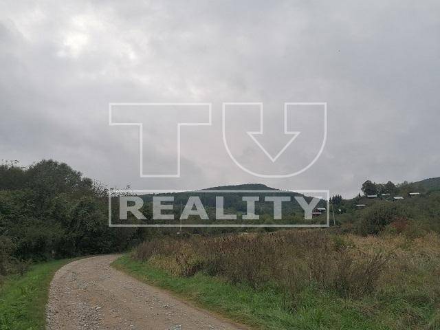 Horné Srnie Építési telek eladó reality Trenčín