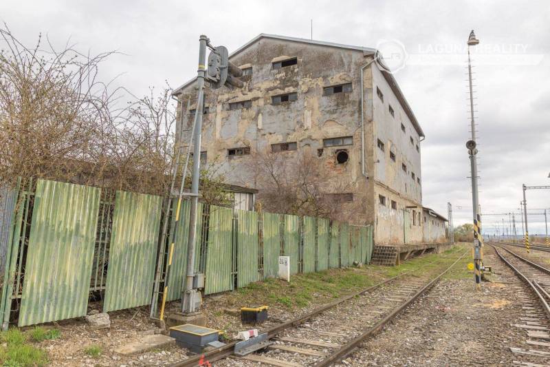 Moldava nad Bodvou Raktárak és ipari épületek eladó reality Košice-okolie