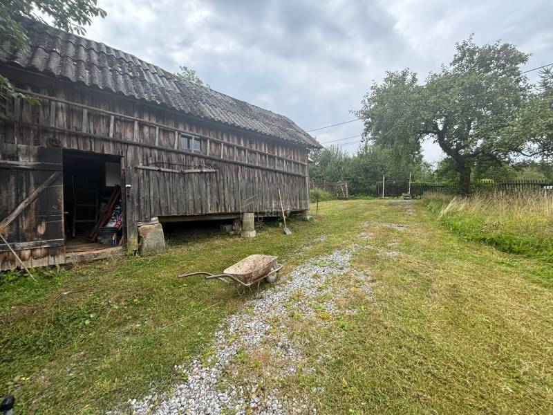 usadlosť Oščadnica s okolitými pozemkami Oščadnica