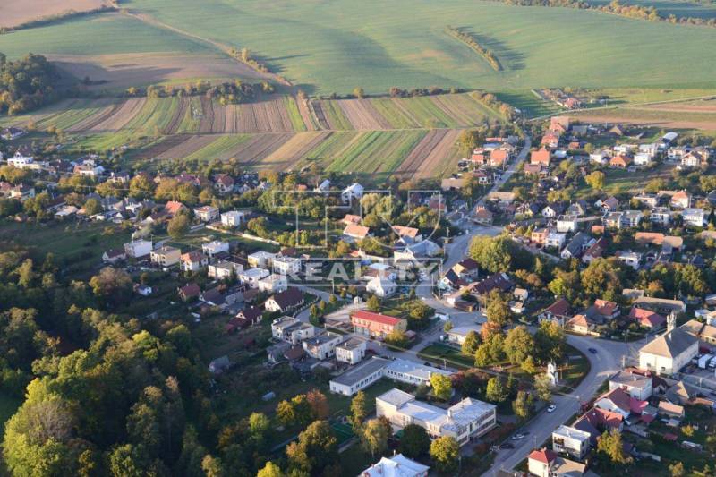 Chocholná-Velčice Építési telek eladó reality Trenčín