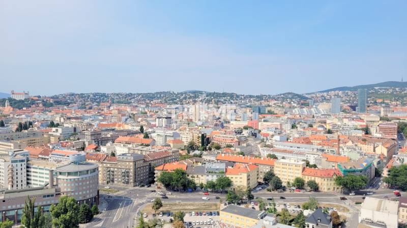 Bratislava - Staré Mesto 4 szobás lakás kiadó reality Bratislava - Staré Mesto