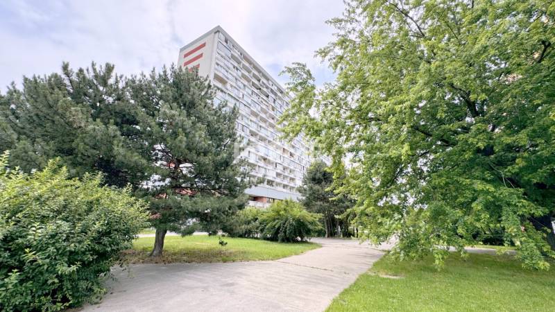 Bratislava - Petržalka Garzonlakás kiadó reality Bratislava - Petržalka