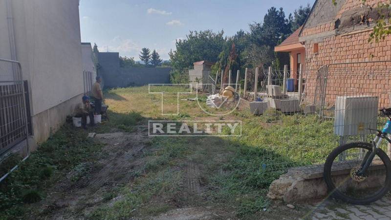 Pezinok Építési telek eladó reality Pezinok