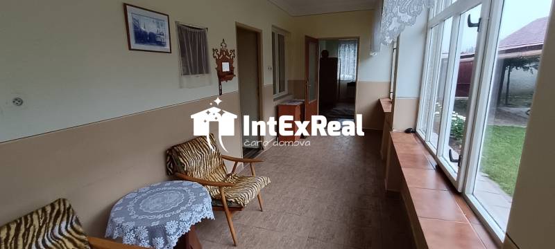 Vidiecky dom na predaj,  pozemok 20 á, Tomášikovo, viac na: https://reality.intexreal.sk/