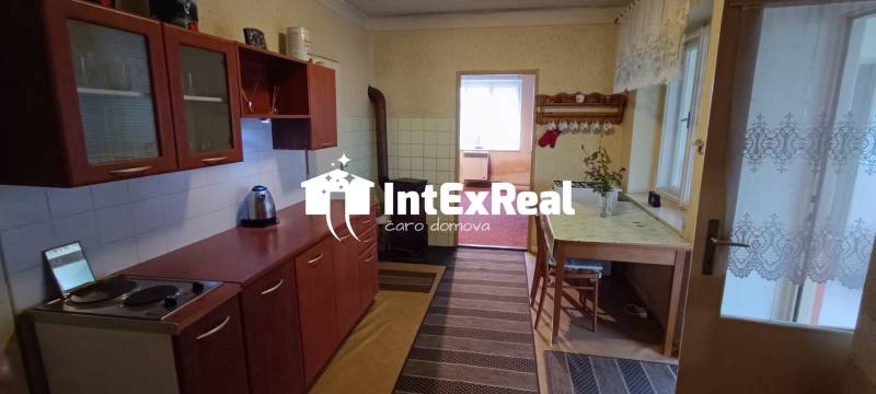 Vidiecky dom na predaj,  pozemok 20 á, Tomášikovo, viac na: https://reality.intexreal.sk/