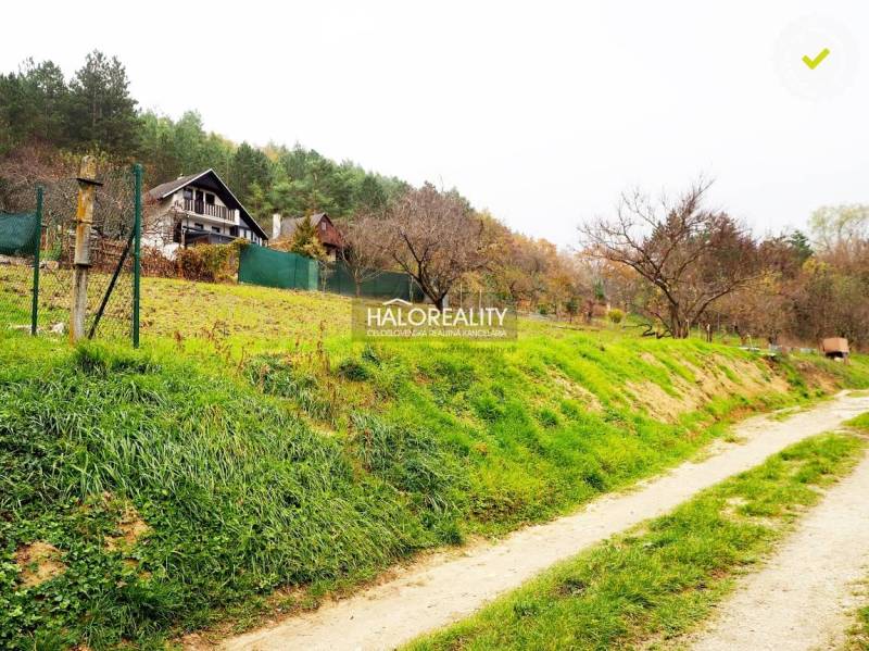 Hôrka nad Váhom Üdülőtelkek eladó reality Nové Mesto nad Váhom