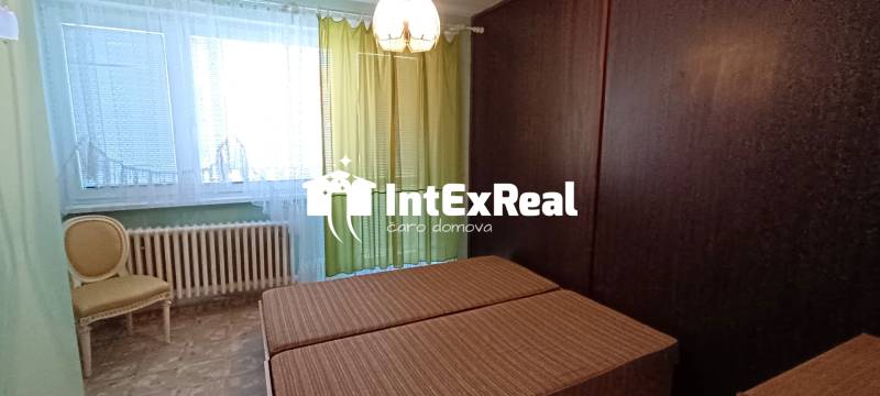 Na predaj 6-izbový rodinný dom v obci Matúškovo, viac na: https://reality.intexreal.sk/